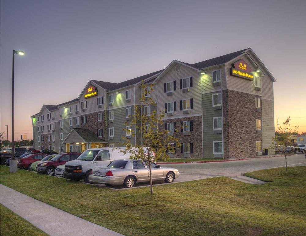 Woodspring Suites Килийн Екстериор снимка