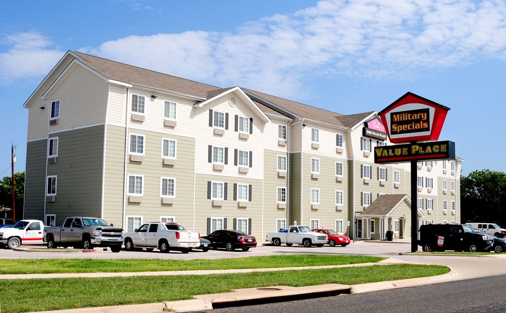 Woodspring Suites Килийн Екстериор снимка