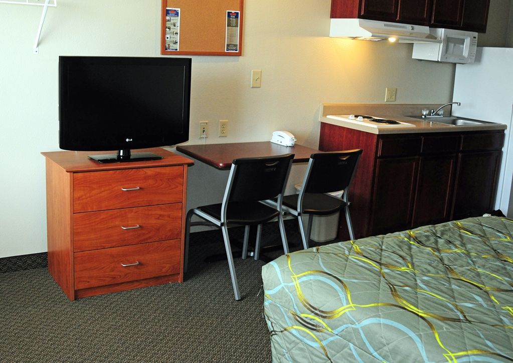 Woodspring Suites Килийн Стая снимка